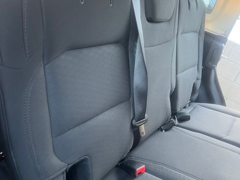 Used 2019 Jeep Wrangler Unlimited Sport S AWD/4WD image 16