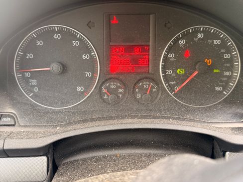 Used 2009 Volkswagen Jetta SE FWD image 19