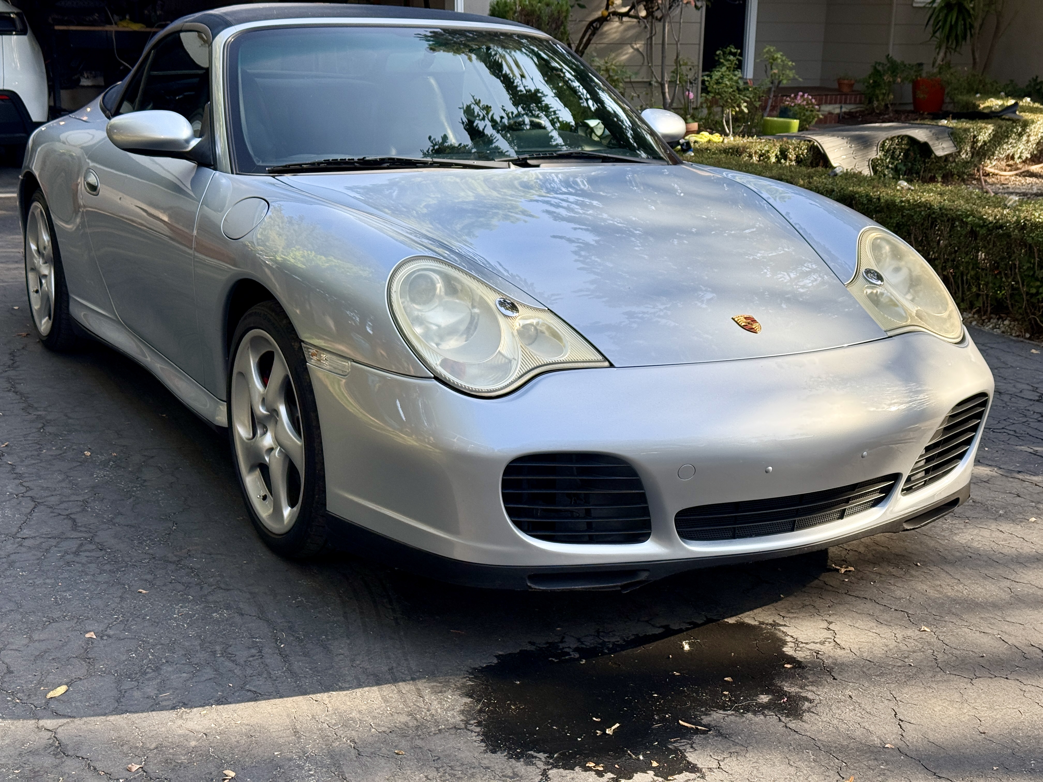 Used 2004 Porsche 911 Carrera 4S AWD/4WD image 17