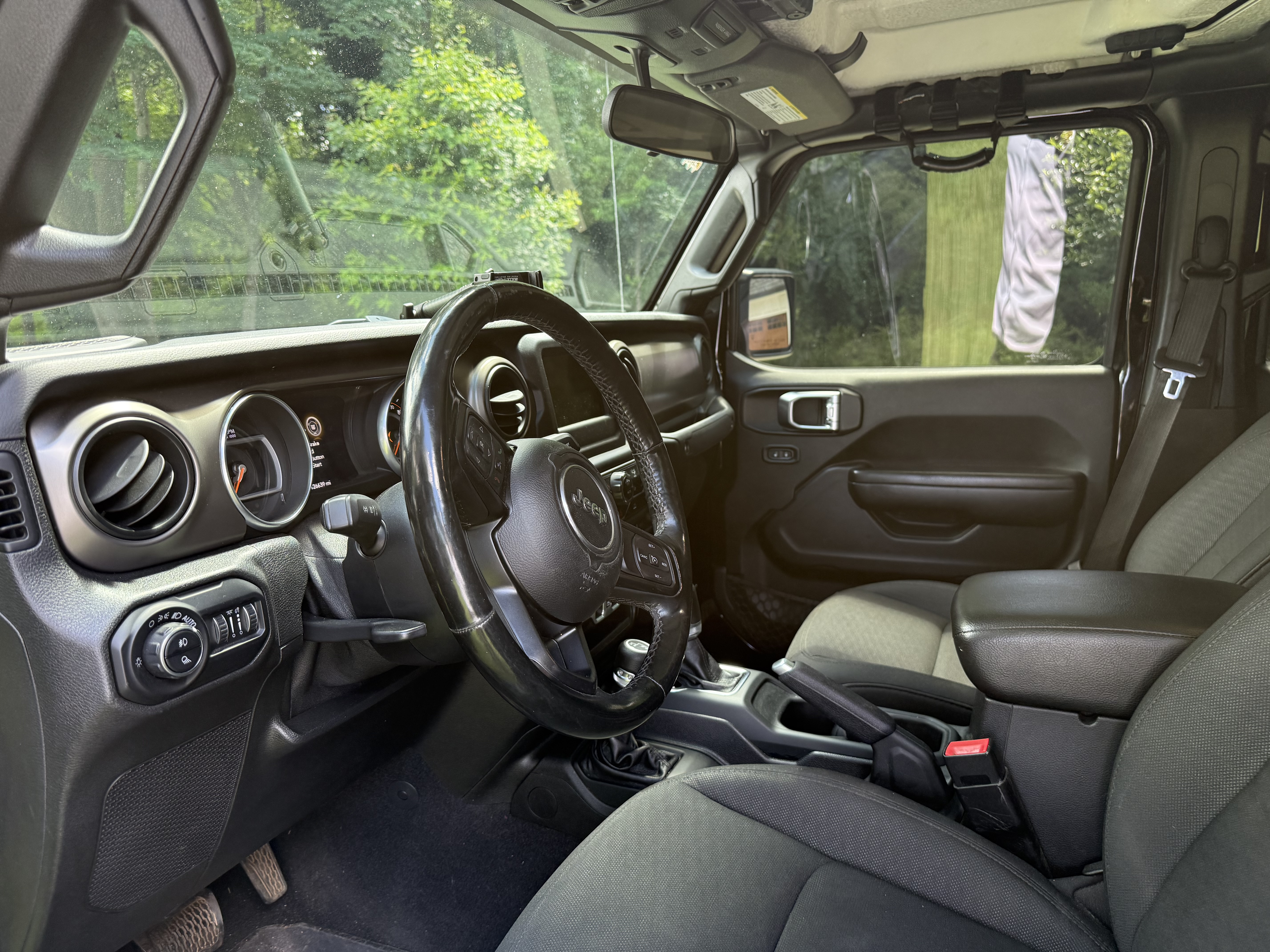 Used 2020 Jeep Gladiator Sport w/ Quick Order Package 24S AWD/4WD image 5