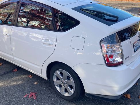 Used 2004 Toyota Prius image 5