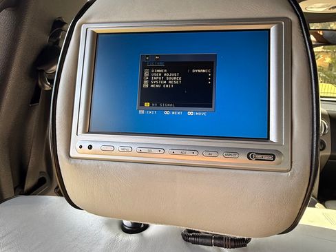 Used 2006 Lincoln Mark LT 4x4 image 30