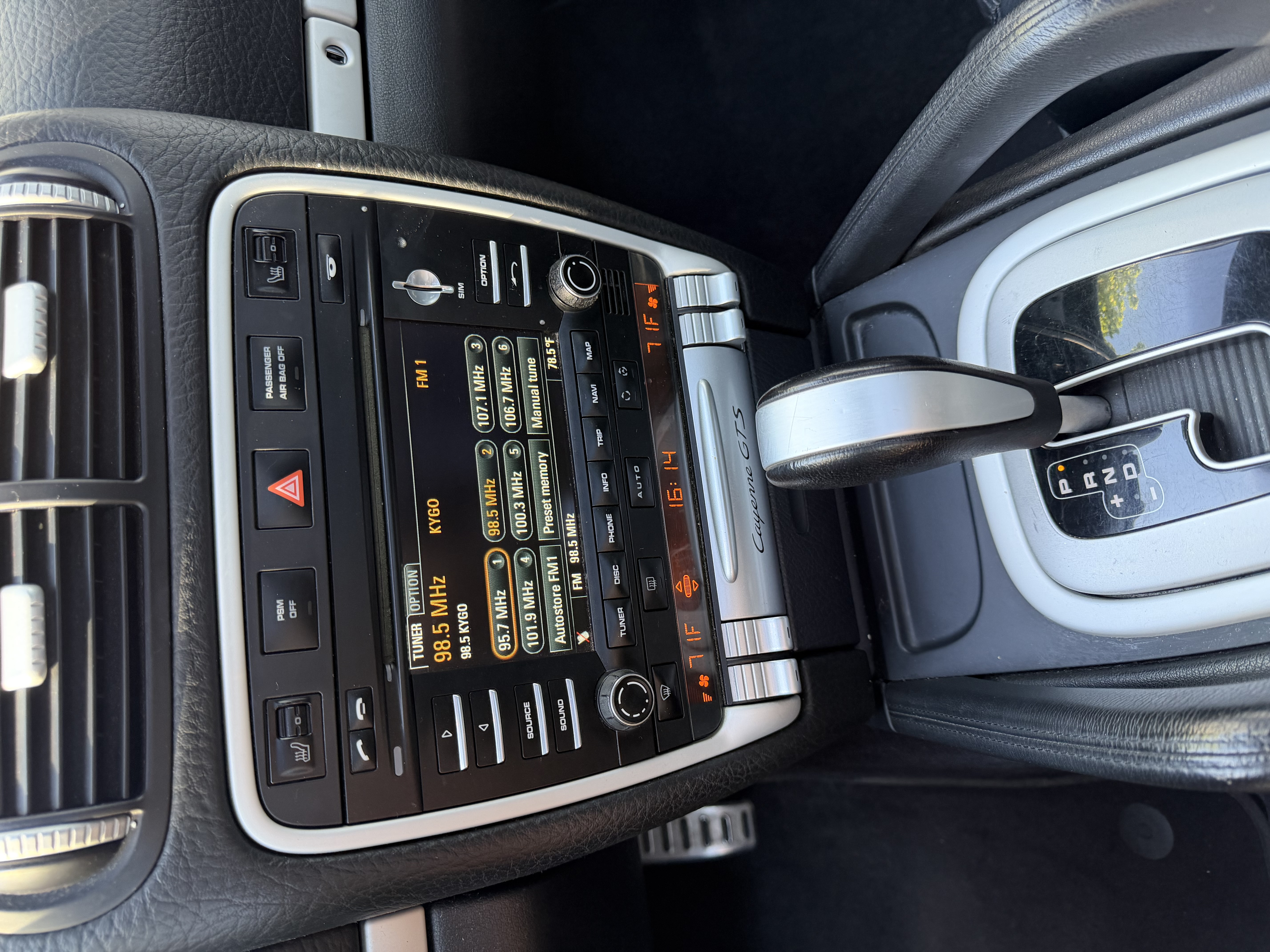 Used 2009 Porsche Cayenne GTS AWD/4WD image 15