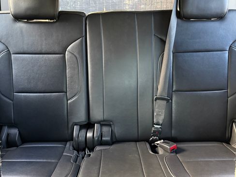 Used 2018 GMC Yukon XL Denali image 15