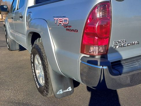 Used 2008 Toyota Tacoma Pickup 4D 5 ft image 27