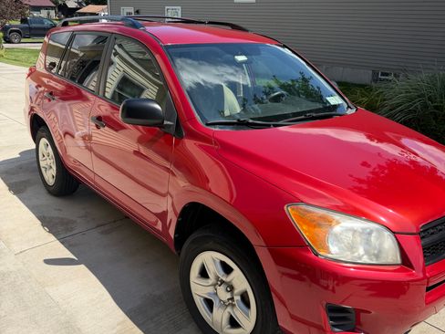 Used 2012 Toyota RAV4 4WD w/ Value Pkg image 1