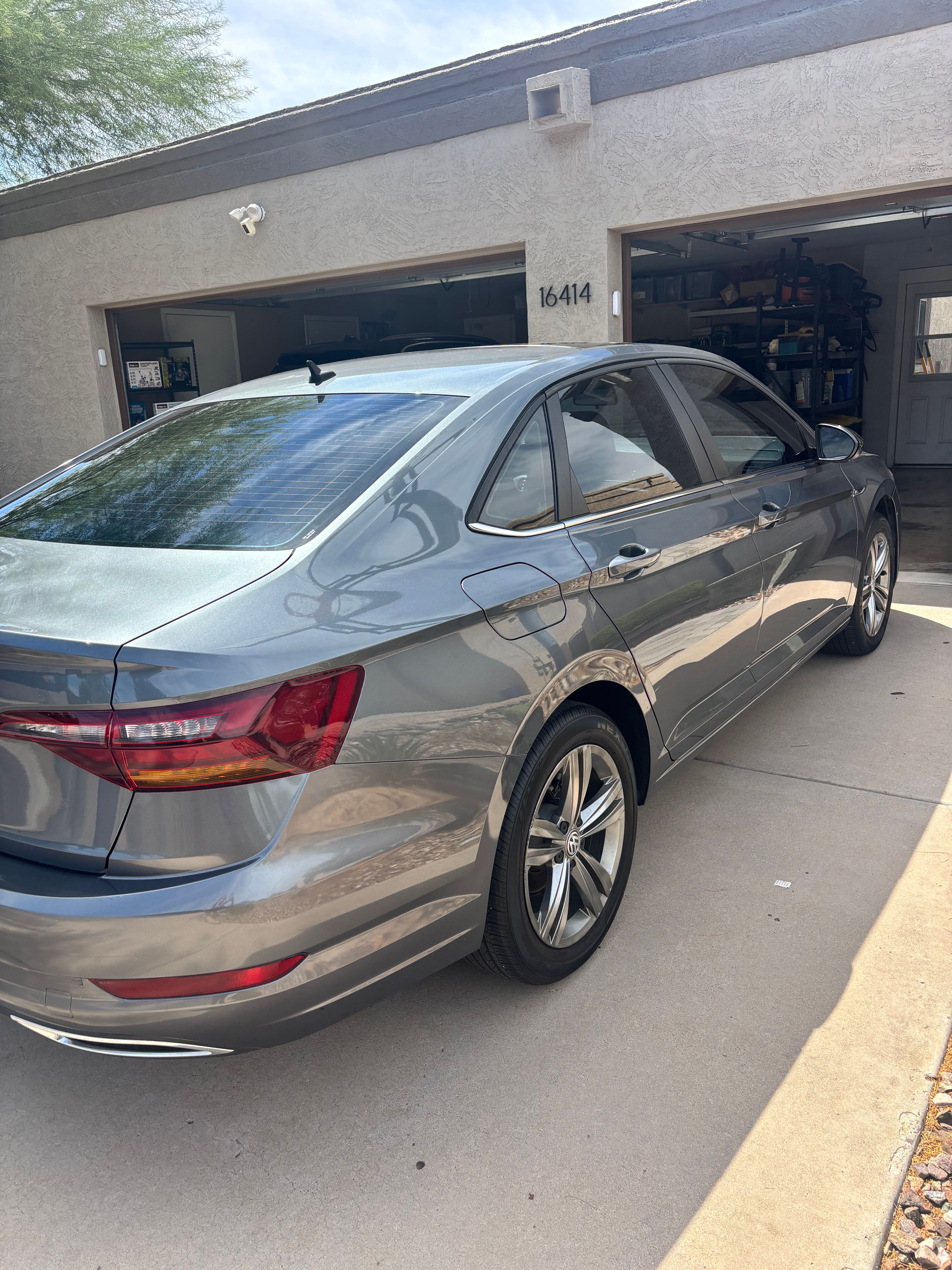 Used 2019 Volkswagen Jetta R-Line FWD image 1