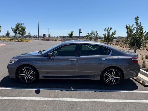 Used 2016 Honda Accord Sport image 2