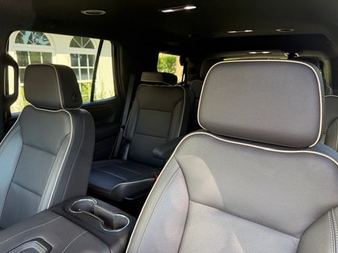 Used 2024 Chevrolet Tahoe Premier image 11