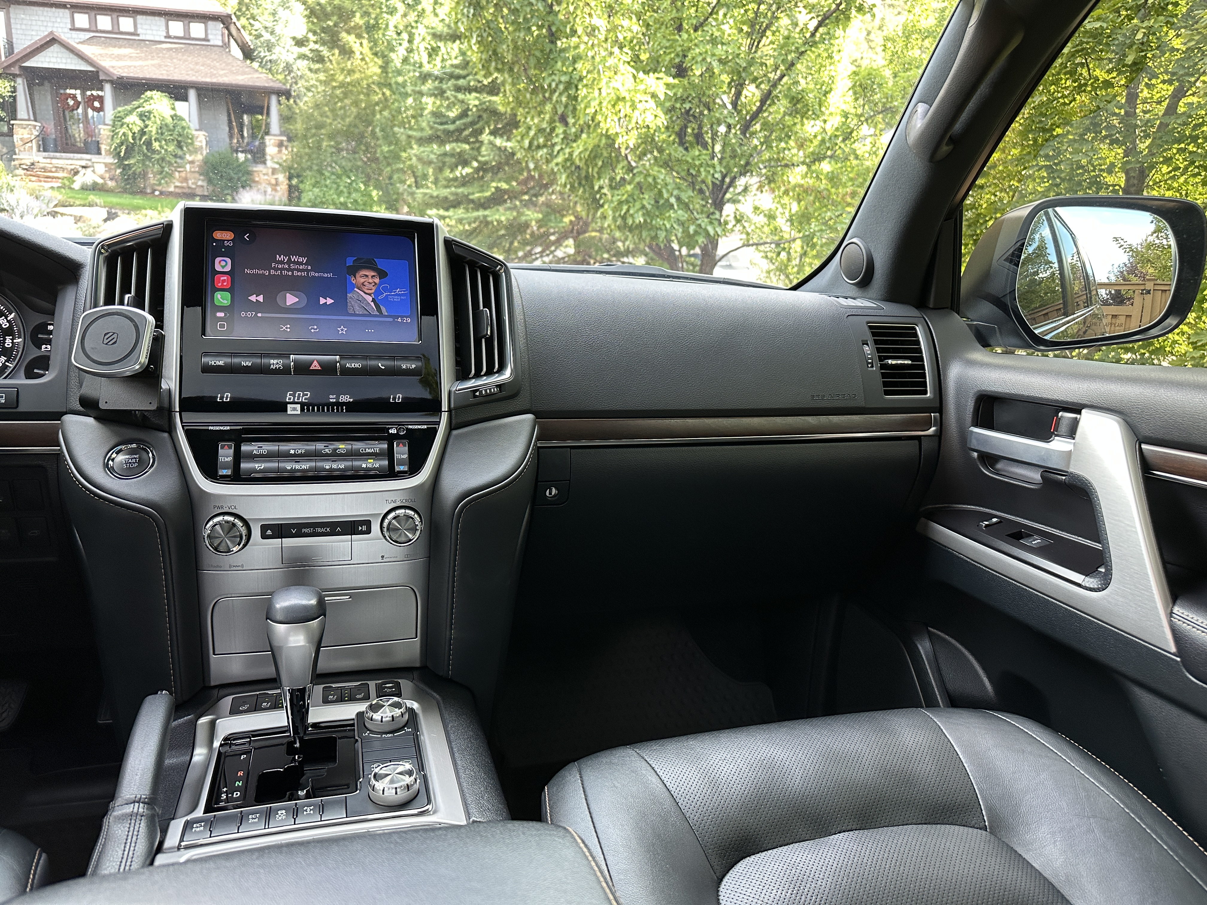 Used 2021 Toyota Land Cruiser Heritage Edition AWD/4WD image 28
