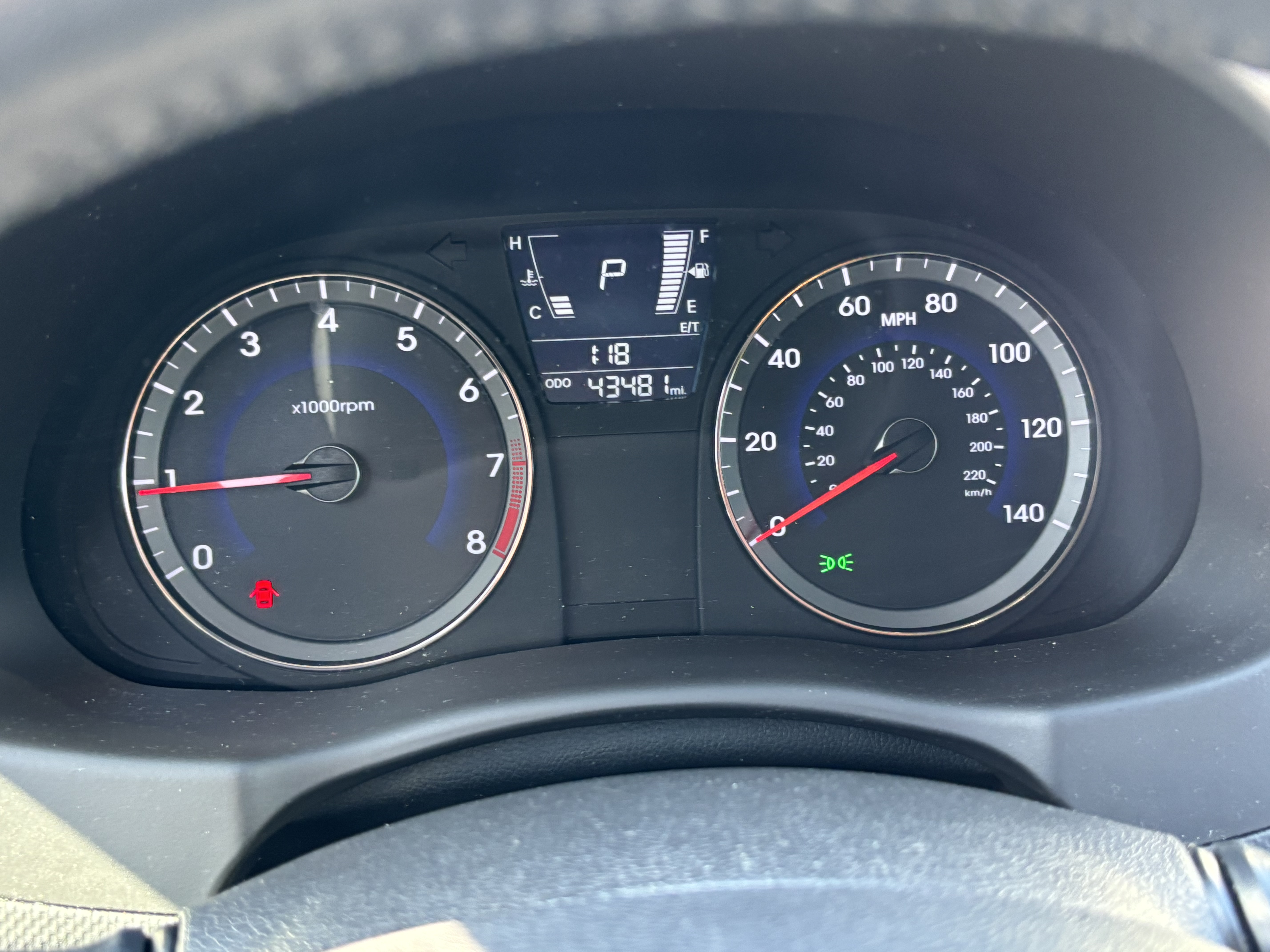 Used 2012 Hyundai Accent SE FWD image 19