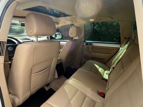 Used 2008 Volkswagen Touareg V6 AWD/4WD image 12