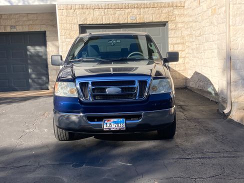 Used 2007 Ford F150 XLT image 2