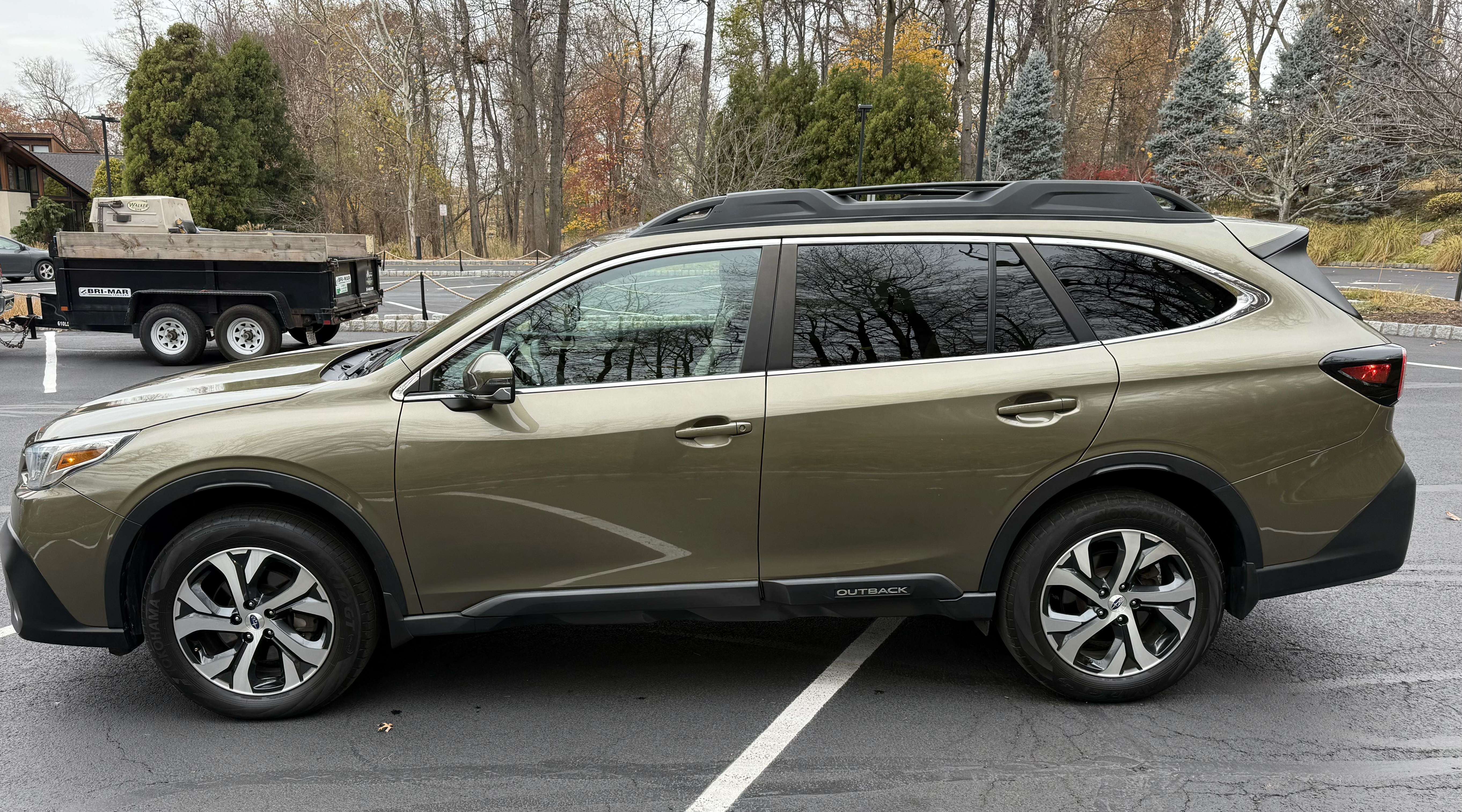 Used 2021 Subaru Outback Limited AWD/4WD image 2
