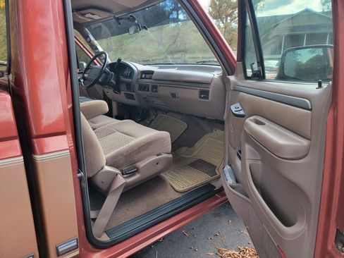 Used 1995 Ford F150 2WD Regular Cab image 16