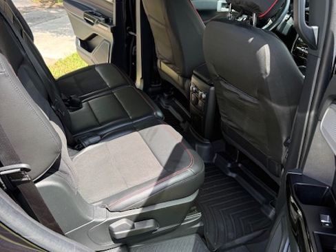 Used 2022 Ford Explorer ST-Line w/ Class IV Trailer Tow Package RWD image 13