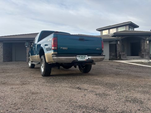 Used 2001 Ford F250 4x4 SuperCab Super Duty image 4