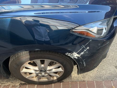 Used 2015 MAZDA MAZDA3 i Touring FWD image 5