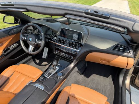 Used 2018 BMW 640i Convertible RWD image 16