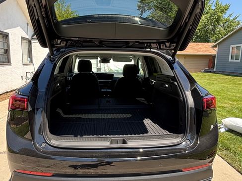 Used 2025 Buick Envision Preferred AWD/4WD image 16