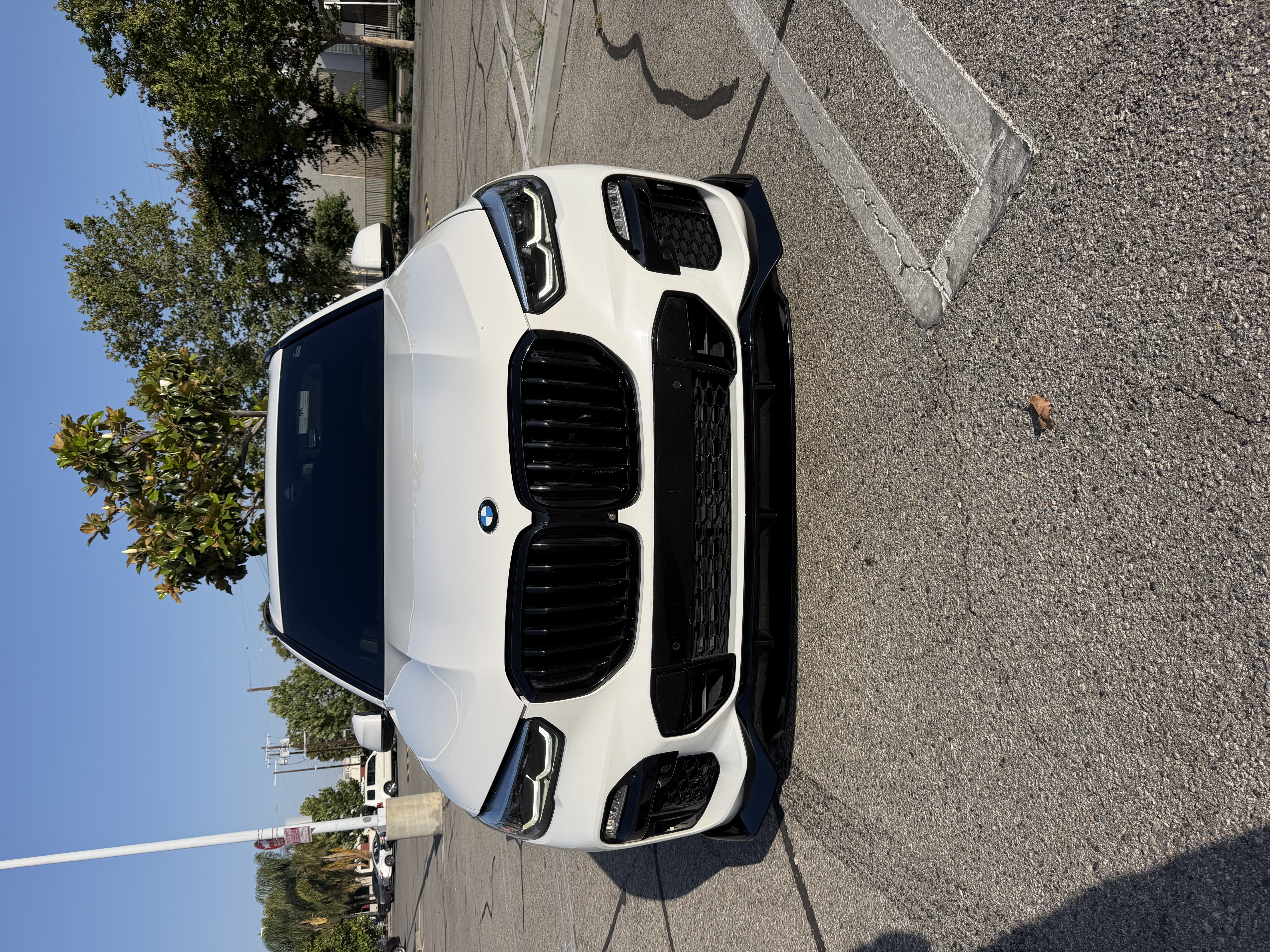 Used 2021 BMW X5 sDrive40i w/ M Sport Package RWD image 2