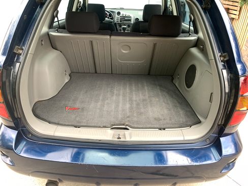 Used 2006 Pontiac Vibe w/ Security Package FWD image 6