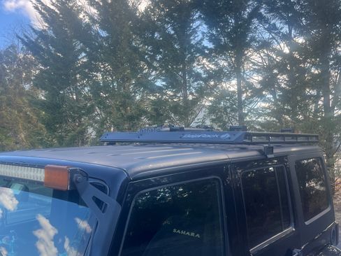 Used 2013 Jeep Wrangler Unlimited Sahara image 9