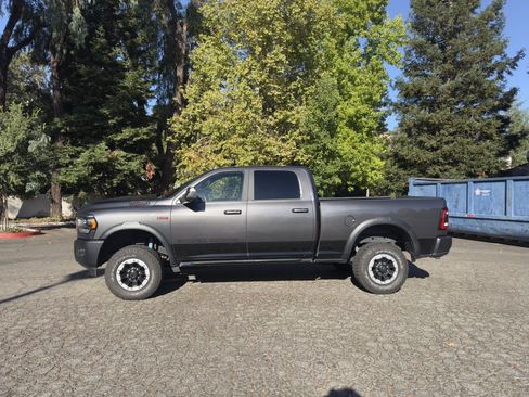 Used 2022 RAM 2500 Power Wagon AWD/4WD image 9