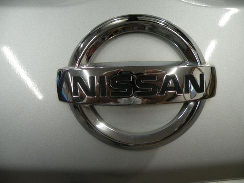 Used 2018 Nissan Kicks SV FWD image 10