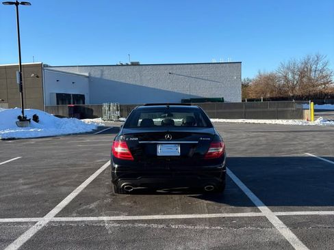 Used 2012 Mercedes-Benz C 300 4MATIC Sedan image 6