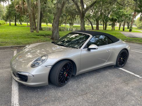 Used 2012 Porsche 911 Carrera S RWD image 2