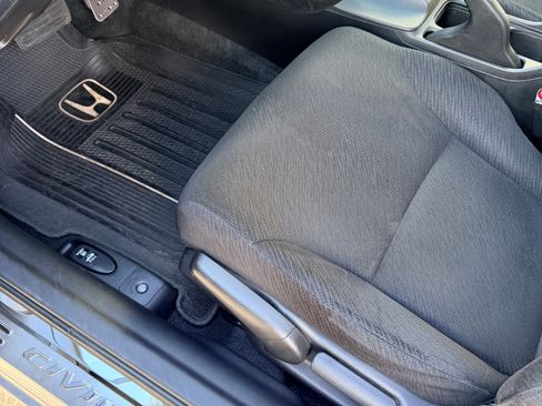Used 2013 Honda Civic LX image 8