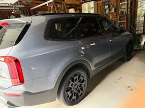 Used 2021 Kia Telluride SX w/ SX Prestige Package AWD/4WD image 2