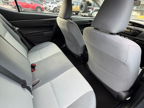 Used 2015 Toyota Corolla L image 29