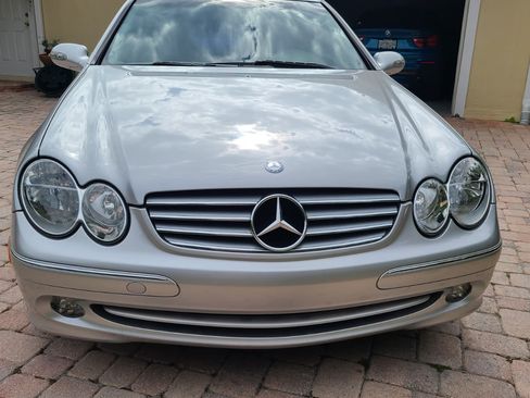 Used 2005 Mercedes-Benz CLK 320 CLK 320 Coupe 2D image 6