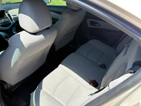 Used 2014 Chevrolet Cruze Eco FWD image 6