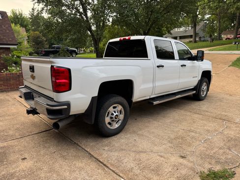 Used 2016 Chevrolet Silverado 2500 W/T w/ WT Convenience Package AWD/4WD image 6
