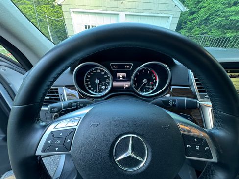 Used 2014 Mercedes-Benz ML 350 4MATIC image 28