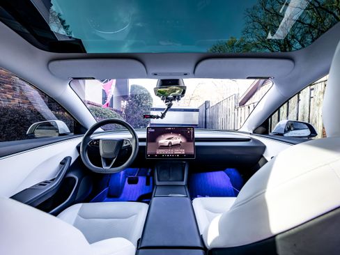 Used 2024 Tesla Model 3 Long Range image 8