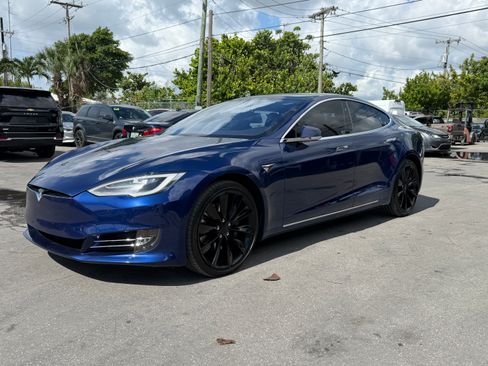 Used 2020 Tesla Model S Long Range Plus AWD/4WD image 1