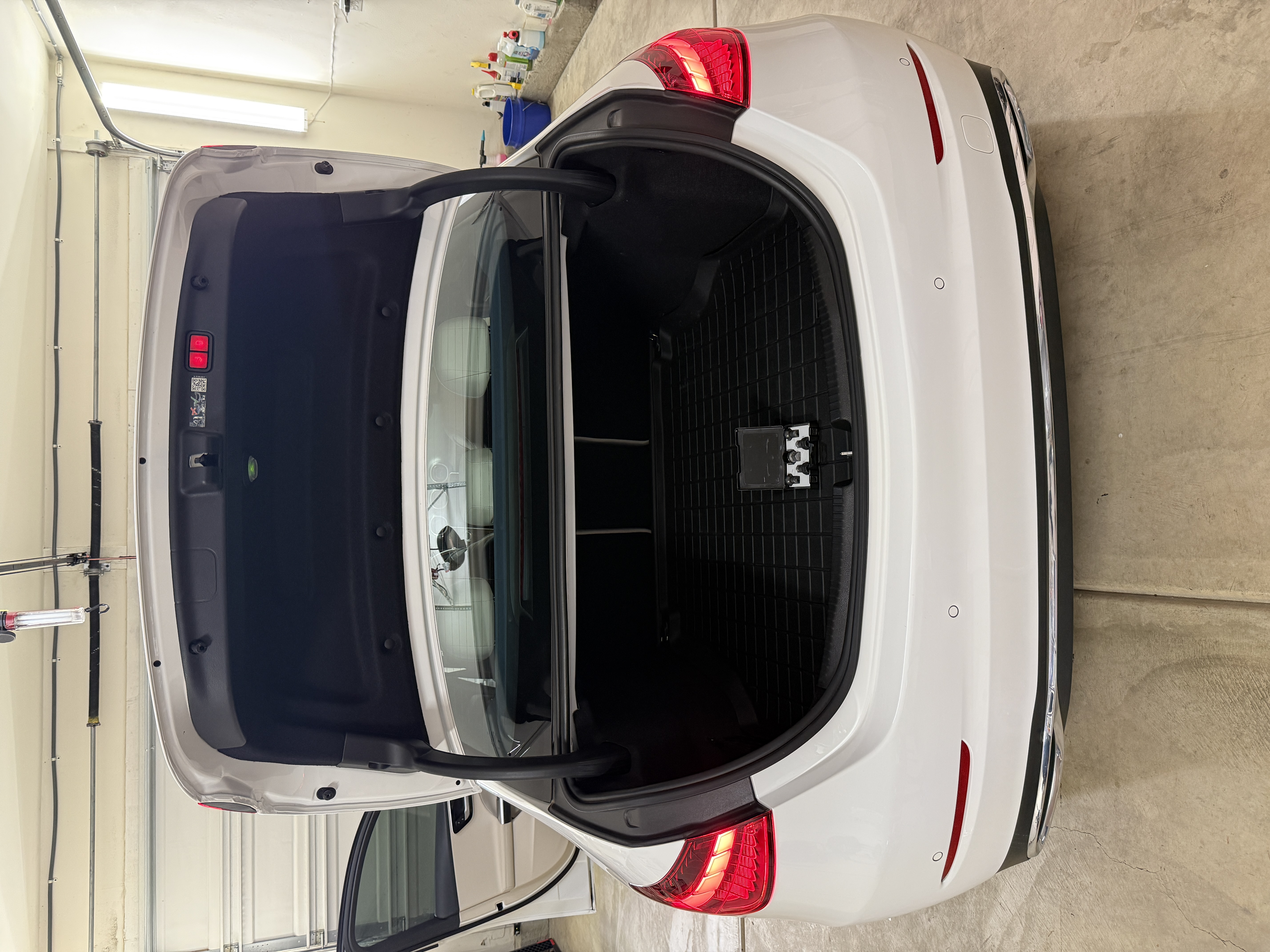 Used 2024 Mercedes-Benz C 300 Sedan image 13