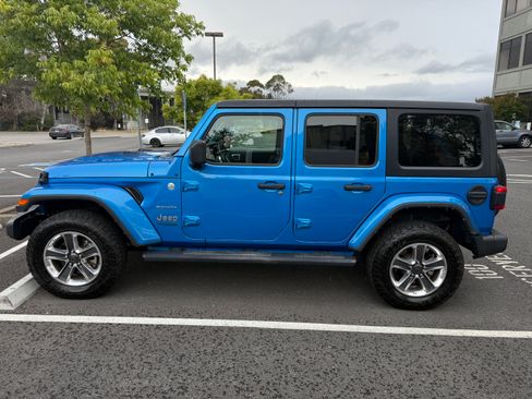 Used 2021 Jeep Wrangler Unlimited Sahara w/ Safety Group AWD/4WD image 5