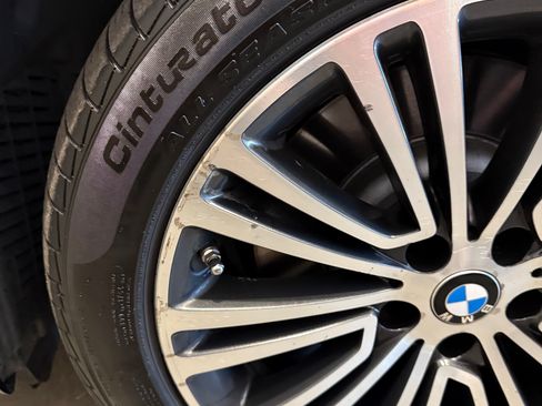 Used 2018 BMW 540i xDrive AWD/4WD image 10