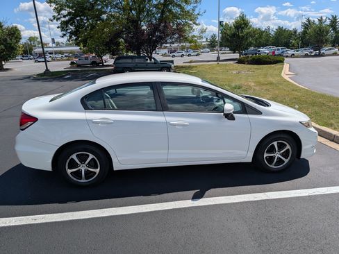 Used 2015 Honda Civic SE image 2
