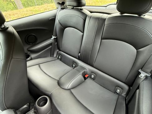 Used 2017 MINI Cooper 2-Door Hardtop image 13