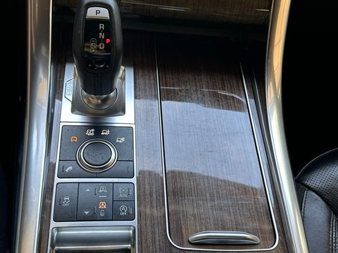 Used 2015 Land Rover Range Rover Sport HSE image 10