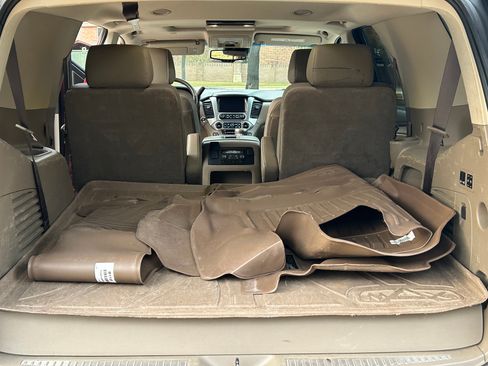 Used 2018 GMC Yukon SLT w/ Open Road Package image 13