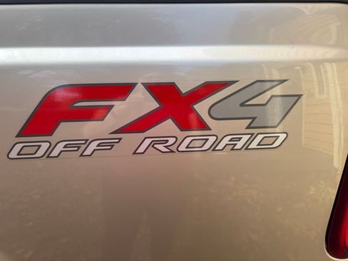 Used 2010 Ford F350 Lariat image 32