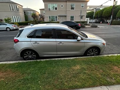 Used 2018 Hyundai Elantra GT w/ Style Package 02