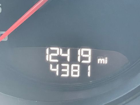 Used 2018 Porsche 718 Cayman GTS image 27